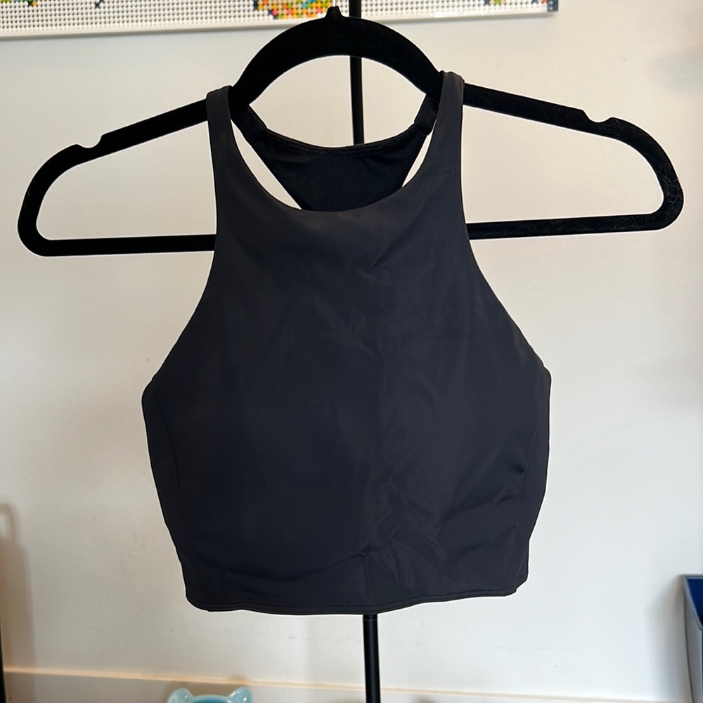 Lululemon strong lines bra black size 4